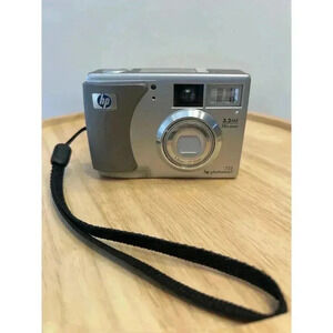 HP Photosmart 735 LCD Display 3.2MP Digital Camera w 3x Optical Zoom Parts Only